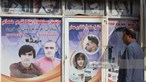 Talibãs proíbem cabeleireiros de cortar a barba aos clientes no Afeganistão