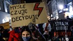 Bélgica vai dar apoio financeiro a mulheres impedidas de abortar na Polónia