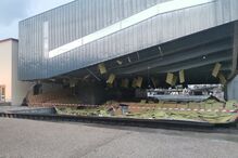 Cobertura da pista de patinagem do Centro de Cultura Contemporânea de Castelo Branco cai devido ao temporal 