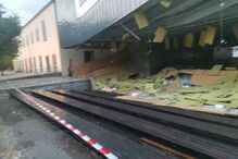 Cobertura da pista de patinagem do Centro de Cultura Contemporânea de Castelo Branco cai devido ao temporal 