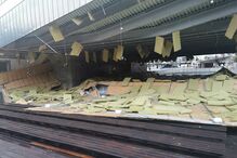 Cobertura da pista de patinagem do Centro de Cultura Contemporânea de Castelo Branco cai devido ao temporal 