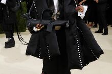 Erykah Badu em Them Browne