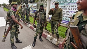 Cinco chineses foram sequestrados, um polícia congolês morto e outro ferido no Congo