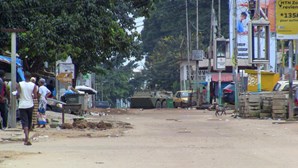 Embaixador diz que portugueses na Guiné-Conacri estão bem após relatos de golpe