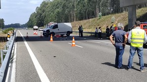Um morto e um ferido em acidente na A29 em Ovar. Trânsito cortado no sentido Sul-Norte