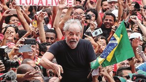 Lula da Silva decidirá candidatura à presidência do Brasil entre fevereiro e março