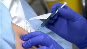 Vacinados contra a Covid-19 deixam de fazer isolamento se testarem negativo