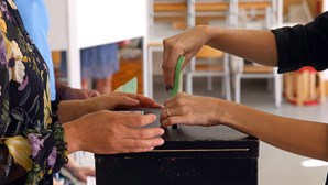 Urnas já abriram. Tem até às 19h para votar nas eleições europeias