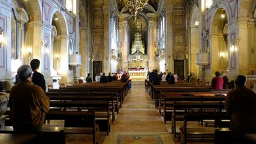 500 mil crentes ainda não voltaram à missa com medo da pandemia