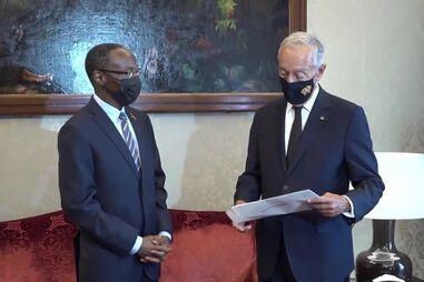 ANGOLA VICE-PRESIDENTE AUDIENCIA COM PR.mp4