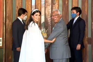 António Costa leva filha ao altar em dia emotivo