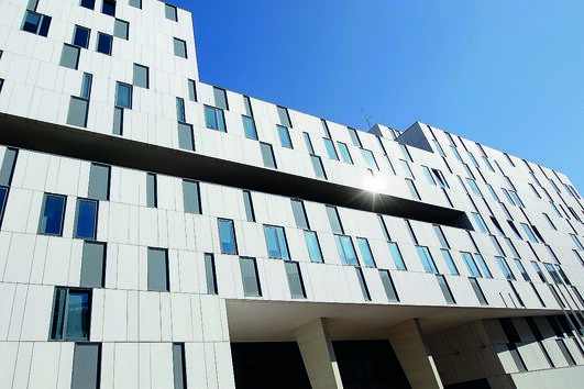 Ex-fisioterapeuta do Sporting arguido por tráfico de anabolizantes na 'Operação Harry Potter'