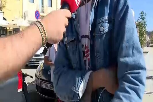 Homem esfaqueia três pessoas em bar na Malveira. Suspeito está em fuga