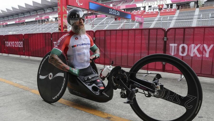 Ciclista Luís Costa
