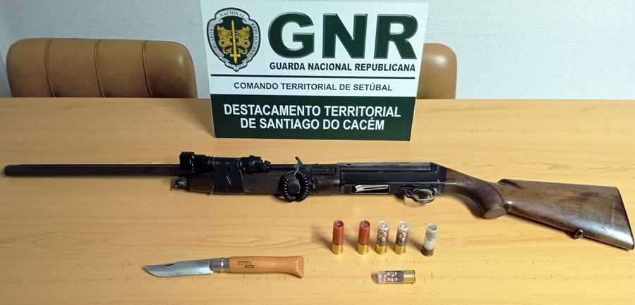 GNR deteve um homem por posse ilegal de armas em Sines 