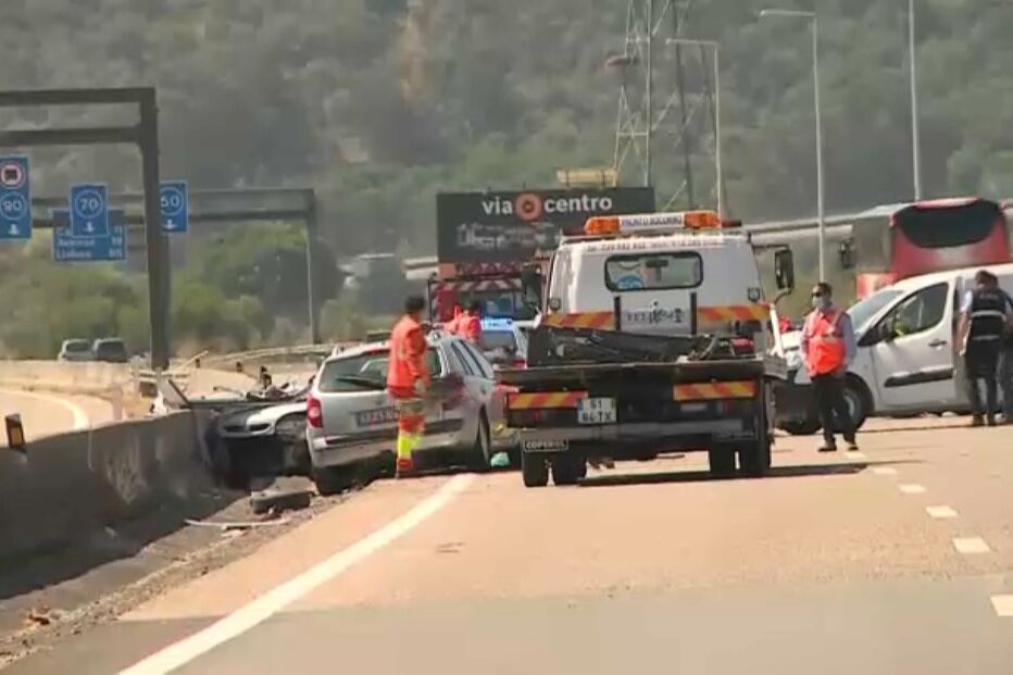 Colisão faz um morto e oito feridos na A1 em Santarém