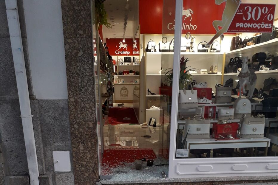 Imagem 2A4985CB-564B-43AB-BD82-1E753E83A137.JPG (11135290) (Milenium)