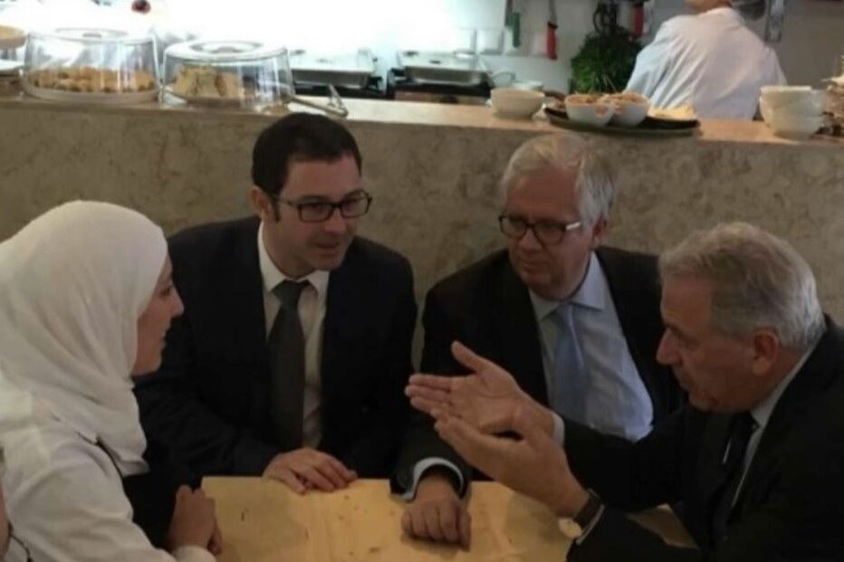 Eduardo Cabrita também visitou o restaurante onde trabalhava o iraquiano suspeito de terrorismo	