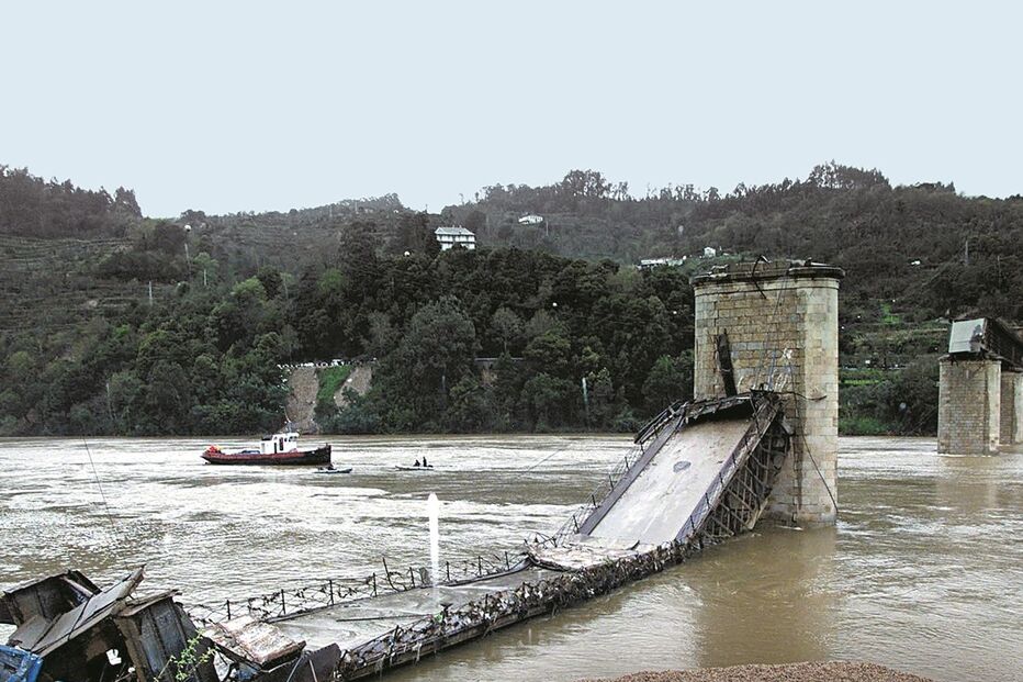 Ponte Entre-os-Rios
