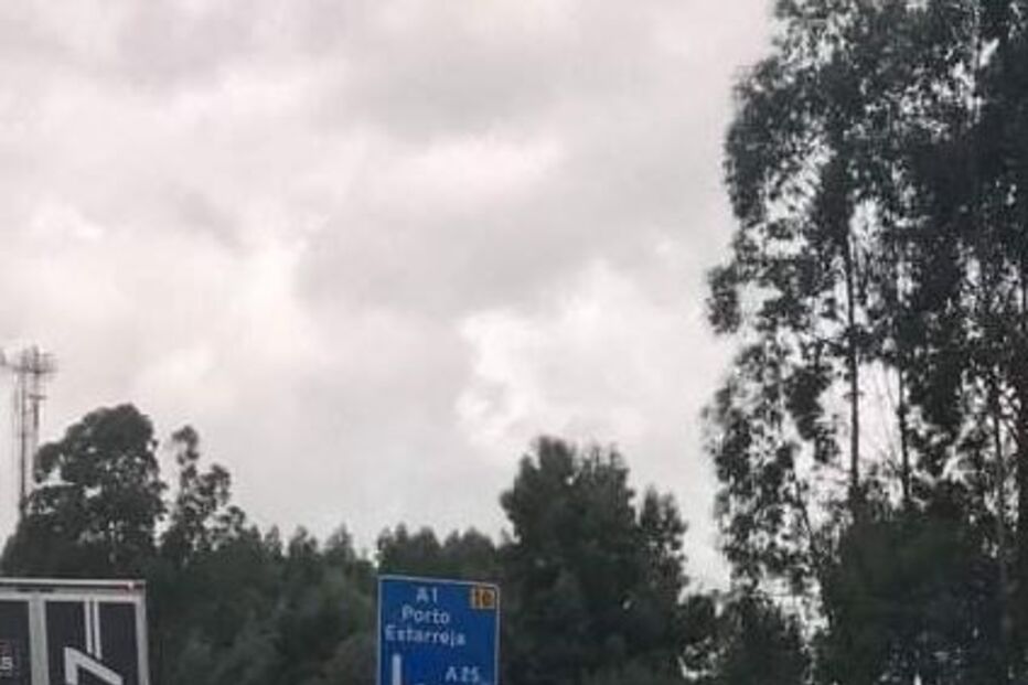 Despiste de carrinha seguido de capotamento faz um ferido em Sever do Vouga