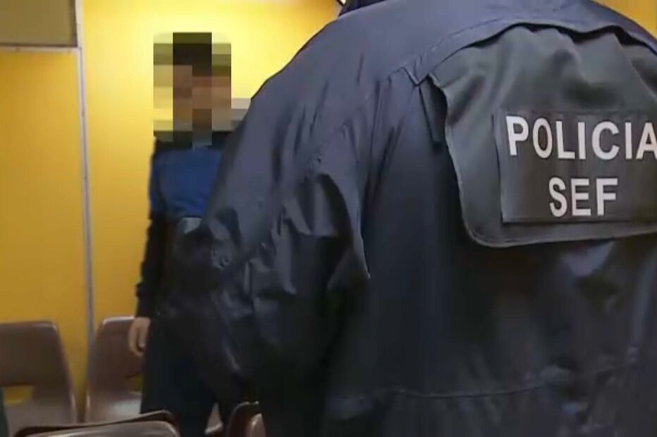 Funcionária do SEF auxilia suspeito de terrorismo a conseguir Autorização de Residência