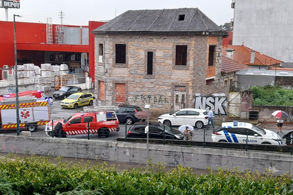 Jovem de 15 anos morre colhido por comboio em Vila Nova de Gaia