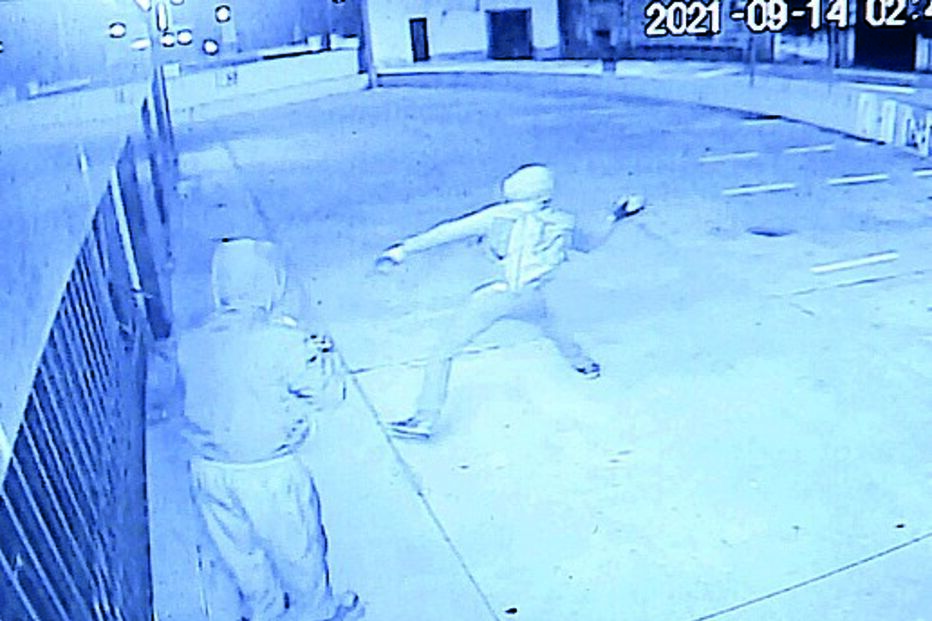 Assalto registado pelas câmaras 