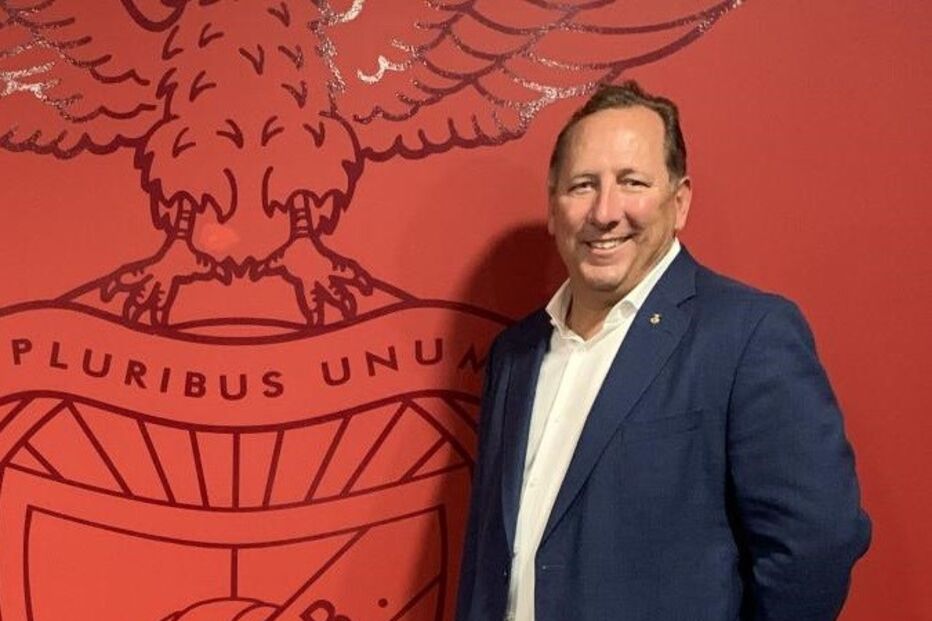 John Textor queria entrar já no capital da SAD  do Benfica, mas vai esperar