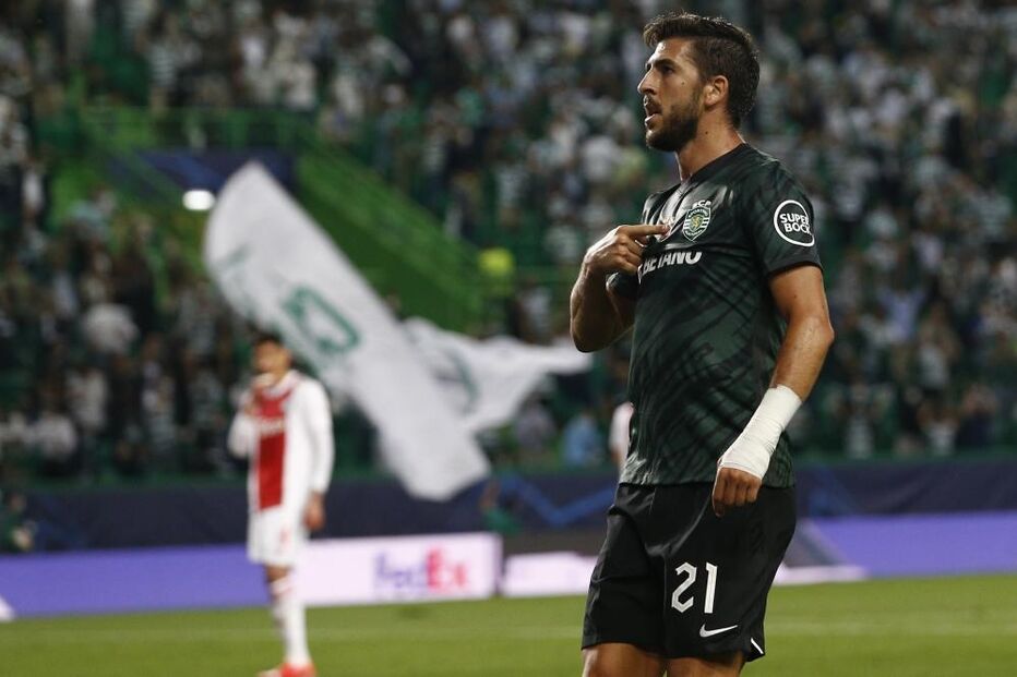 2021-09-15_20_53_49 Paulinho celebra golo contra o Ajax.jpg