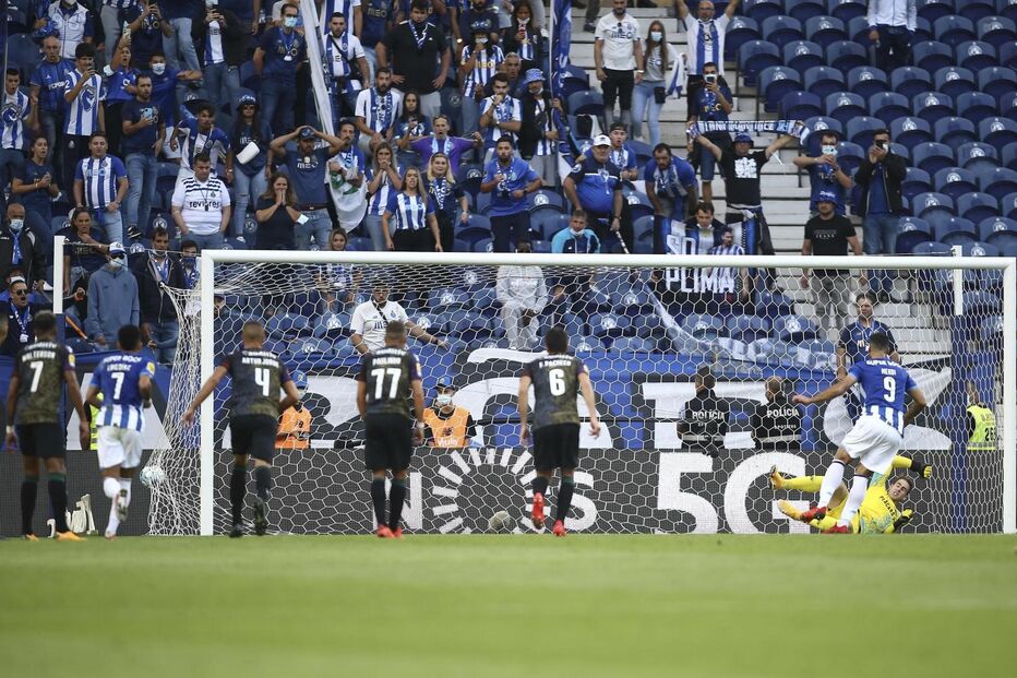 2021-09-19_19_12_38 Taremi marcou de grande penalidade.jpg