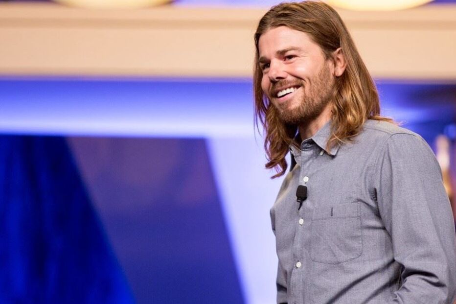 Dan Price, CEO, empresa