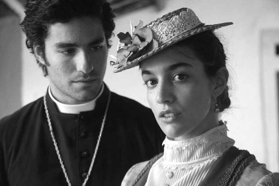 Bárbara Branco e José Condessa em 'O Crime do Padre Amaro'