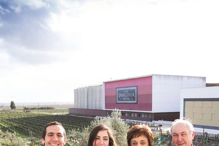 2021-09-24_12_46_35 PAG 2_FAMILIA.jpg