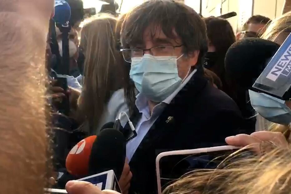 Carles Puigdemont, líder catalão, espanha, prisão, libertado