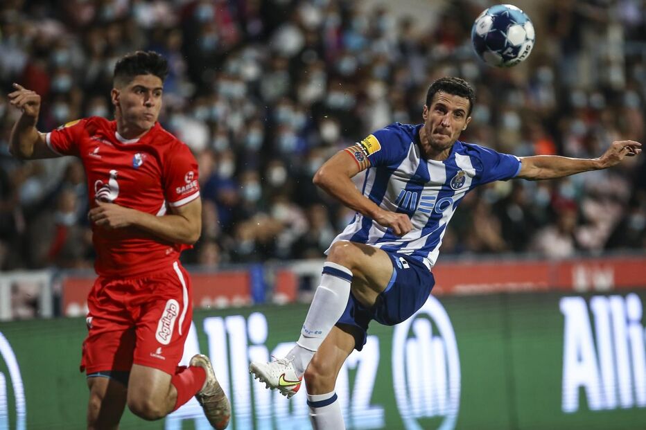 Jogo entre o FC Porto e o Gil Vicente em partida da 7.ª jornada da Liga Bwin, no Estádio Cidade de Barcelos