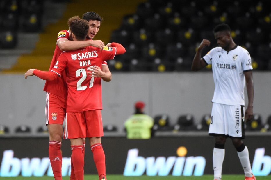 Yaremchuk e Rafa são seta apontadas à defesa do Barcelona 