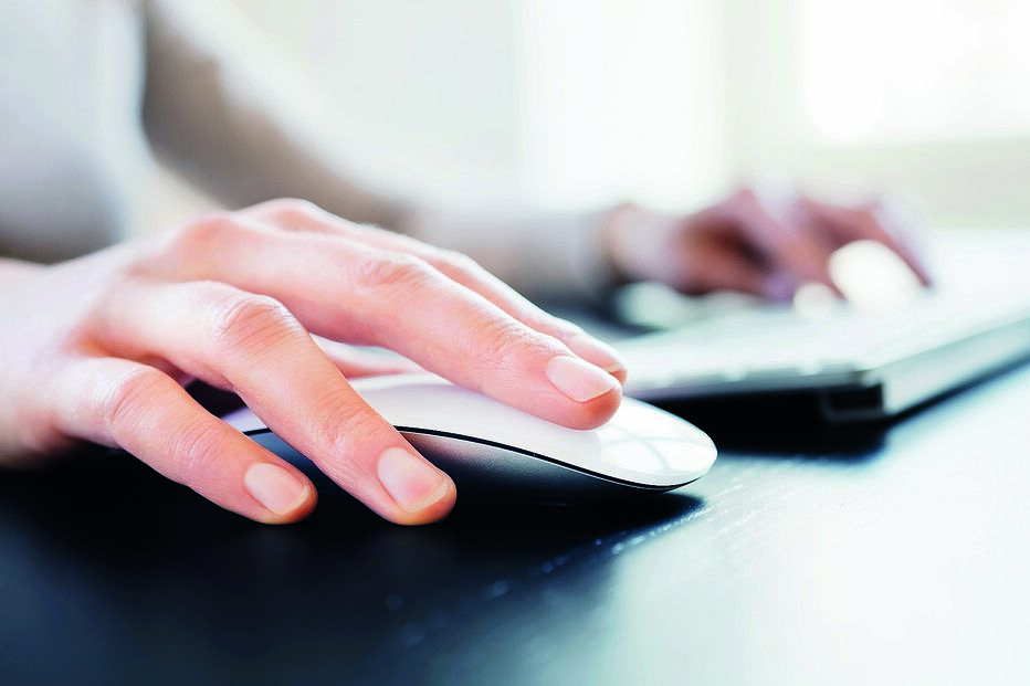 Tarifa social da internet vai beneficiar cerca de 800 mil portugueses, de acordo com os últimos cálculos