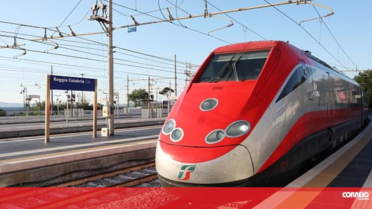 España toma ‘tren rápido’ a Badajoz pero no conecta con Madrid – Sociedade