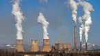 Produção de combustíveis fósseis de vários governos continua a ser 'um perigo' à luz do acordo de Paris