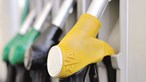 Gasolina vendida 2,3 cêntimos acima da referência e gasóleo 1,6 cêntimos abaixo