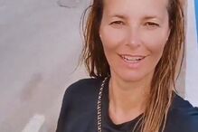 Cristina Ferreira mostra-se sem maquilhagem e cabelo ao natural após mergulho na Ericeira