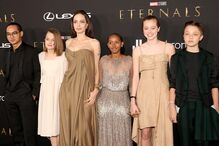 Filhos de Angelina Jolie marcaram presença na estreia de ‘Eternals’ juntamente com a mãe.