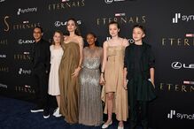 Filhos de Angelina Jolie marcaram presença na estreia de ‘Eternals’ juntamente com a mãe.