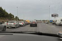 Acidente provoca longas filas na A1, junto às portagens de Alverca 