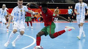 Marcelo e António Costa felicitam Portugal campeão do mundo de futsal: "Feito desportivo extraordinário"