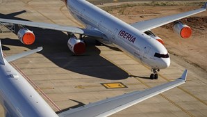 Problema informático atrasa dezenas de voos da companhia aérea Iberia 