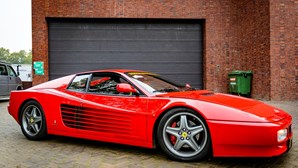 Compra Ferrari penhorado por 30 euros e vai ter de pagar um milhão ao Estado