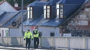 Um morto e três feridos em tiroteios nas ilhas de Skye e Wester Ross, na Escócia