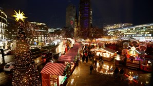 Alemanha cancela mercados de Natal em várias regiões após aumento de casos de Covid-19