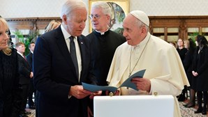 Papa Francisco pede “decisões radicais” sobre o clima